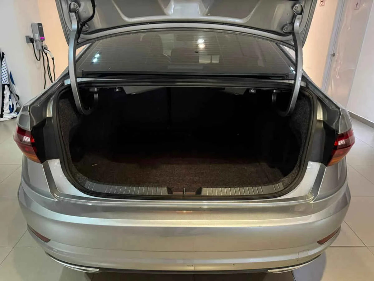 Volkswagen Jetta 2020