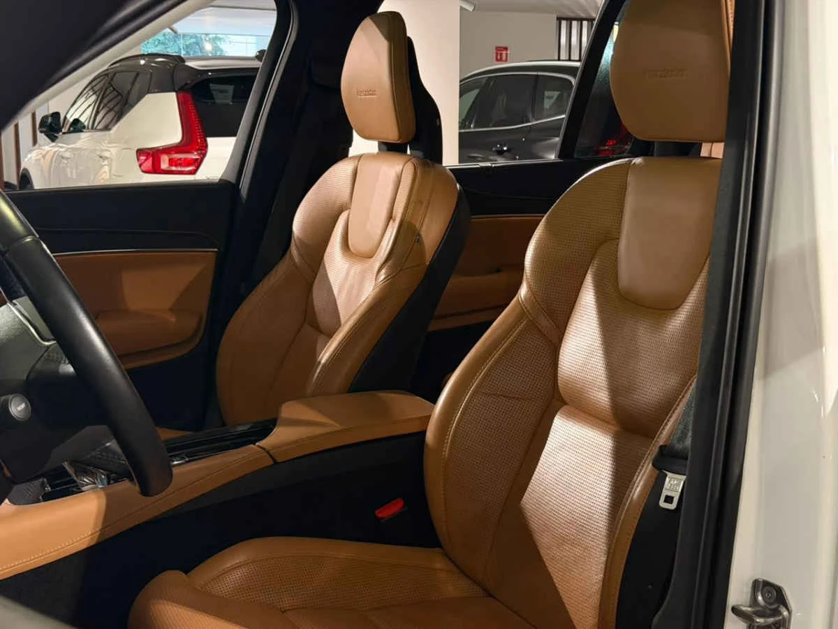 Volvo XC90 2020