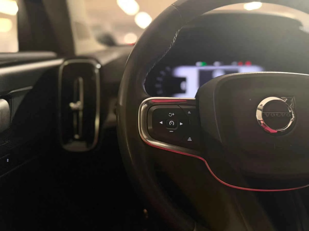 Volvo XC40 2024