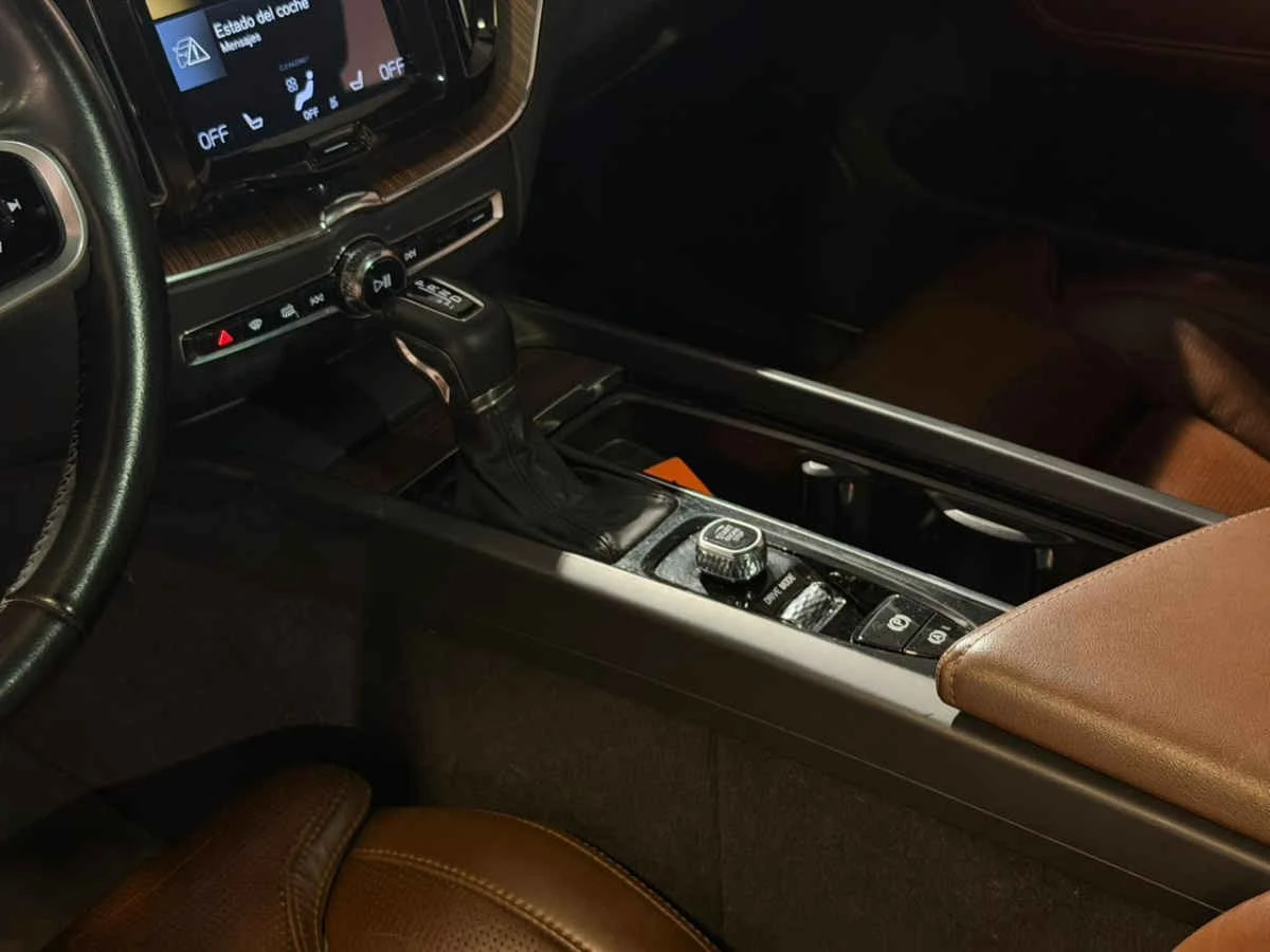 Volvo XC60 2021