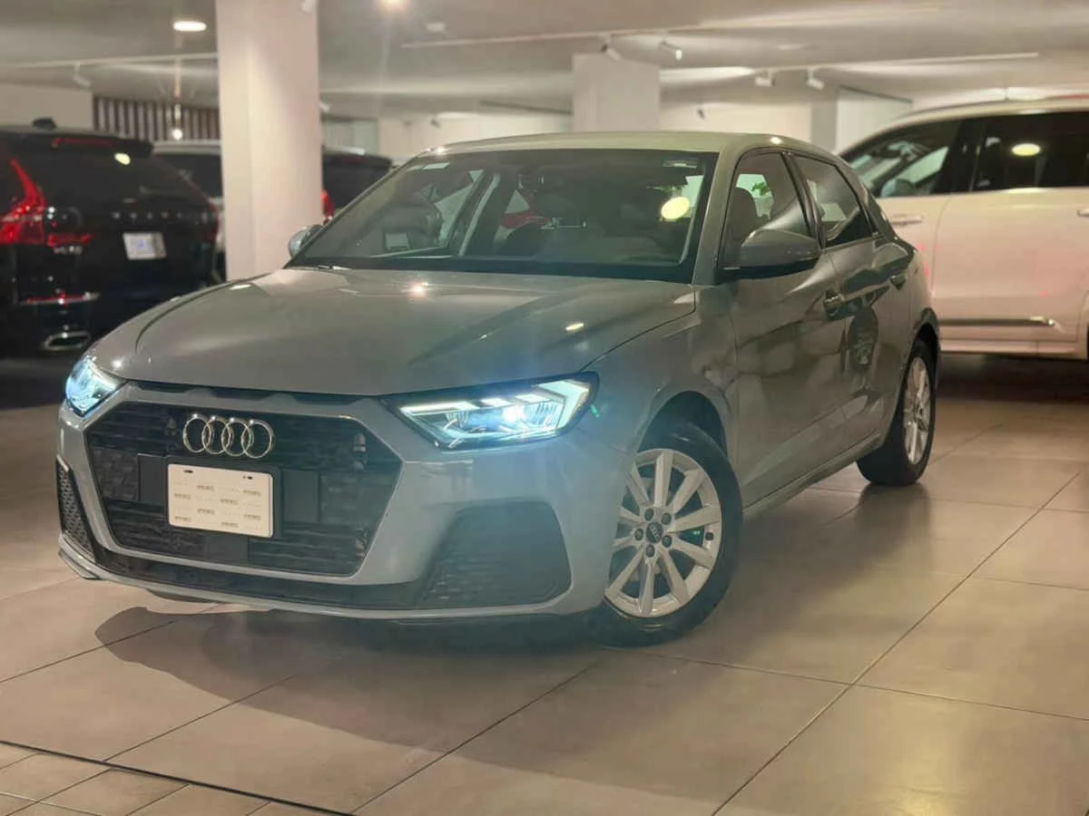 Audi A1 2024