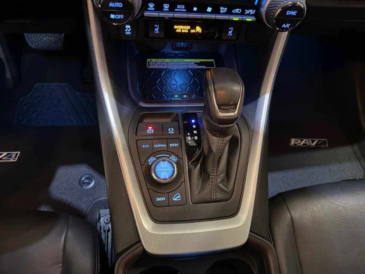 Toyota RAV4 2021
