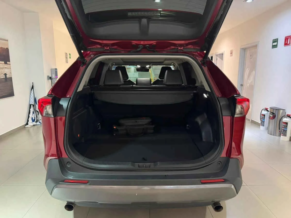 Toyota RAV4 2023