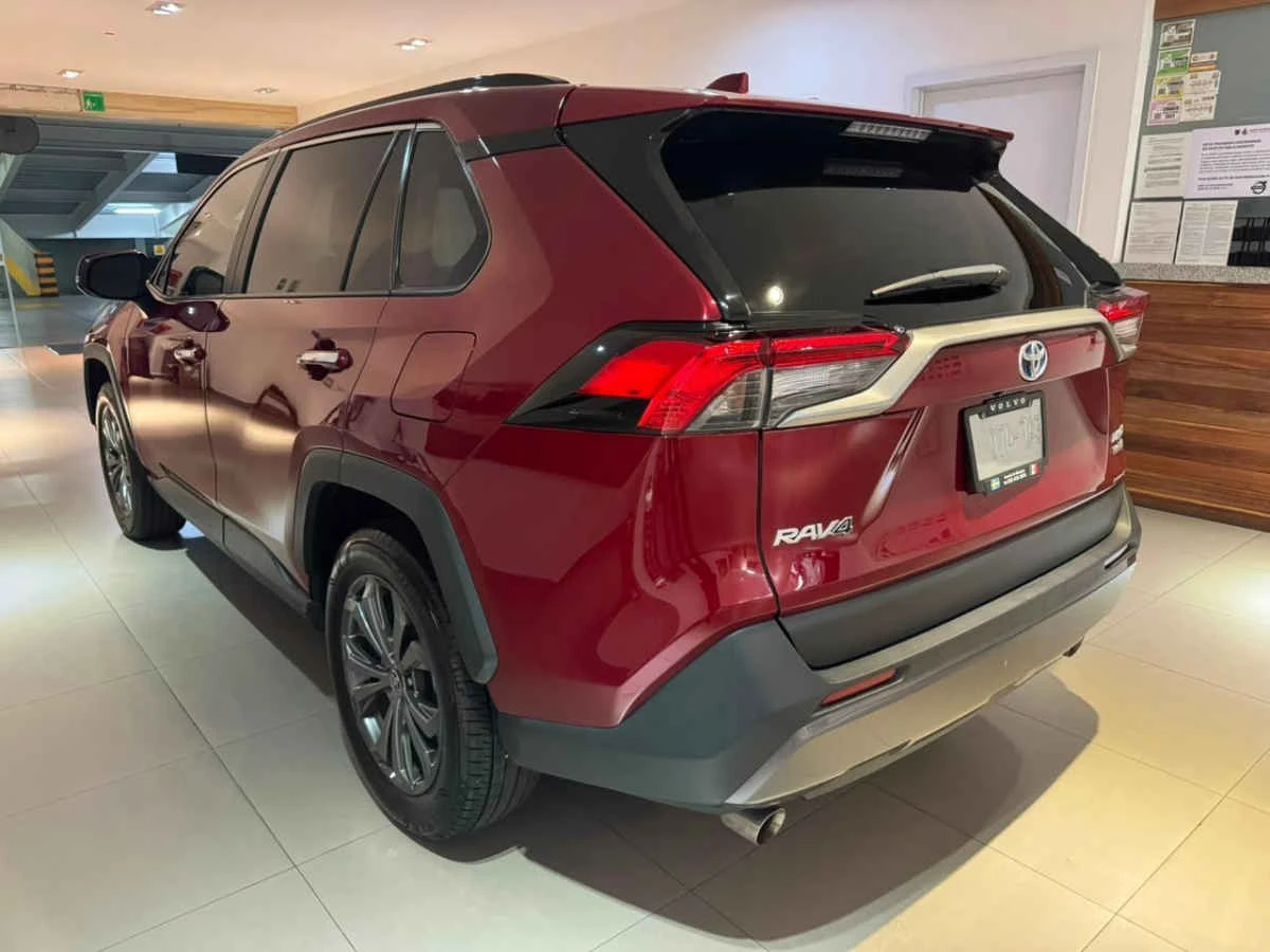 Toyota RAV4 2023