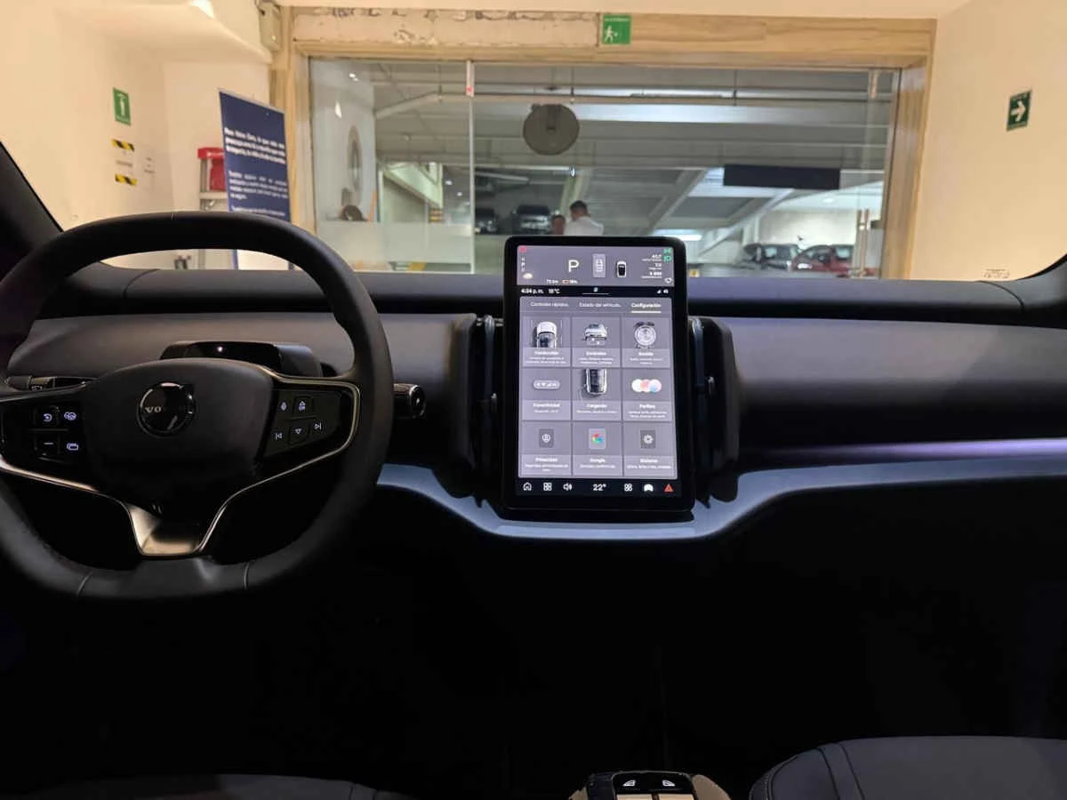 Volvo EX30 2026