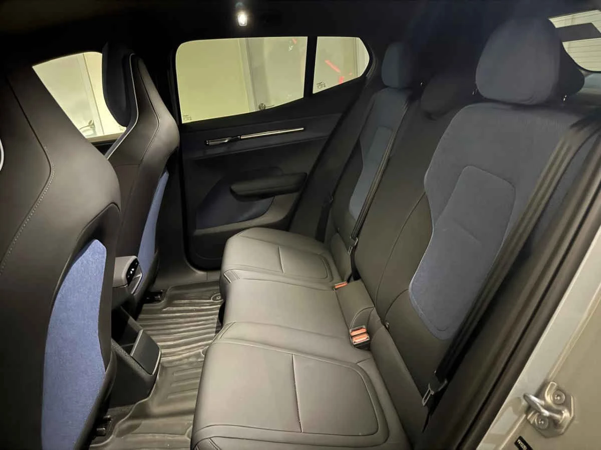 Volvo EX30 2026
