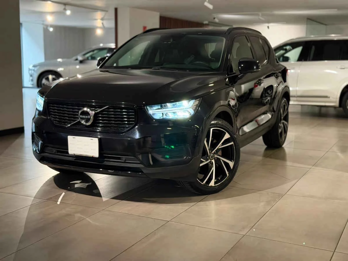 Volvo XC40 2021