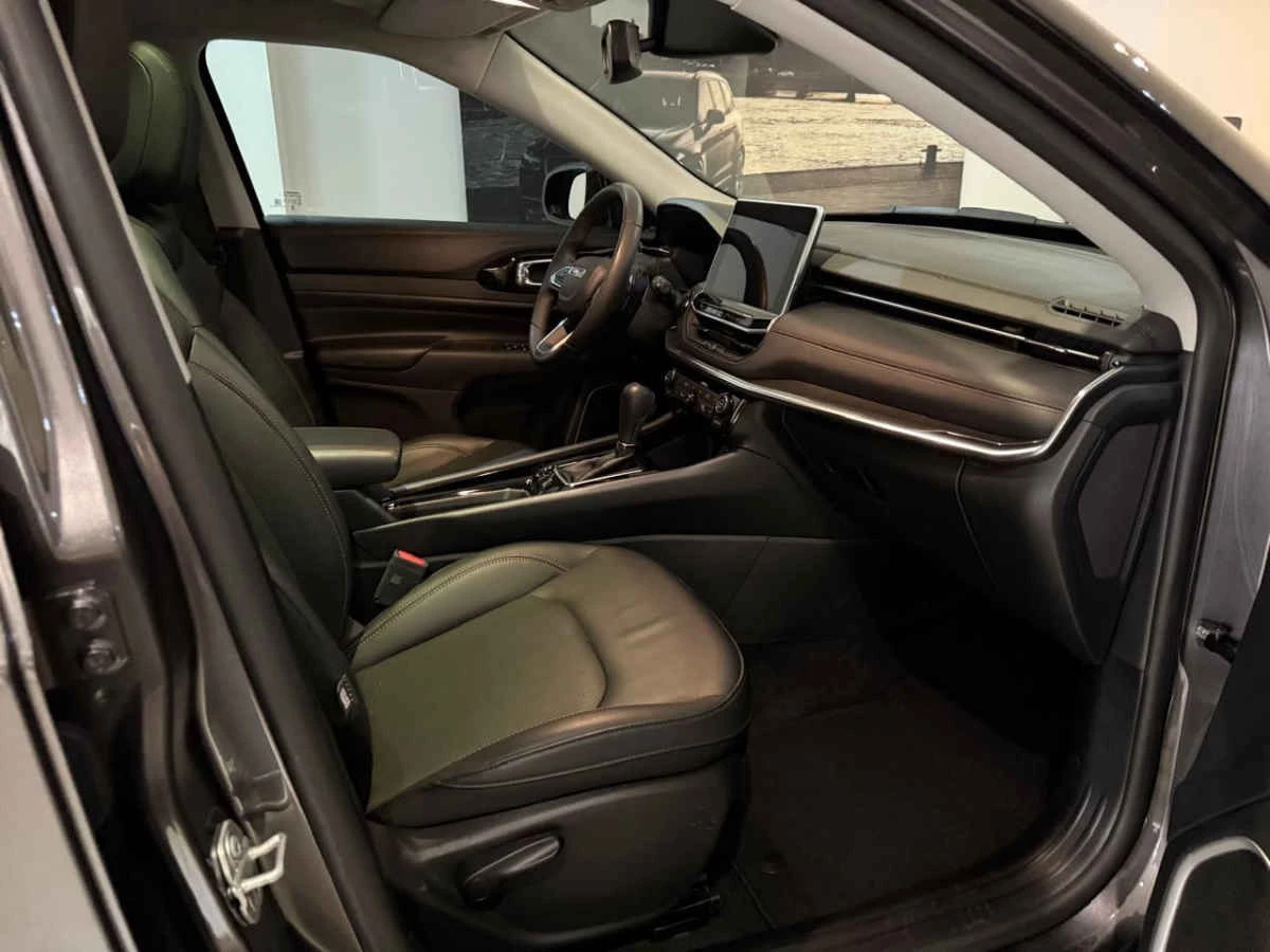 Jeep Compass 2025