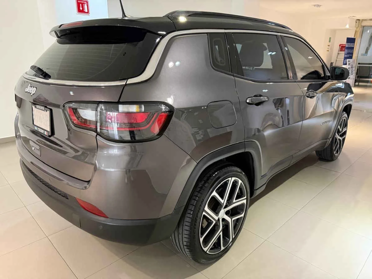 Jeep Compass 2025