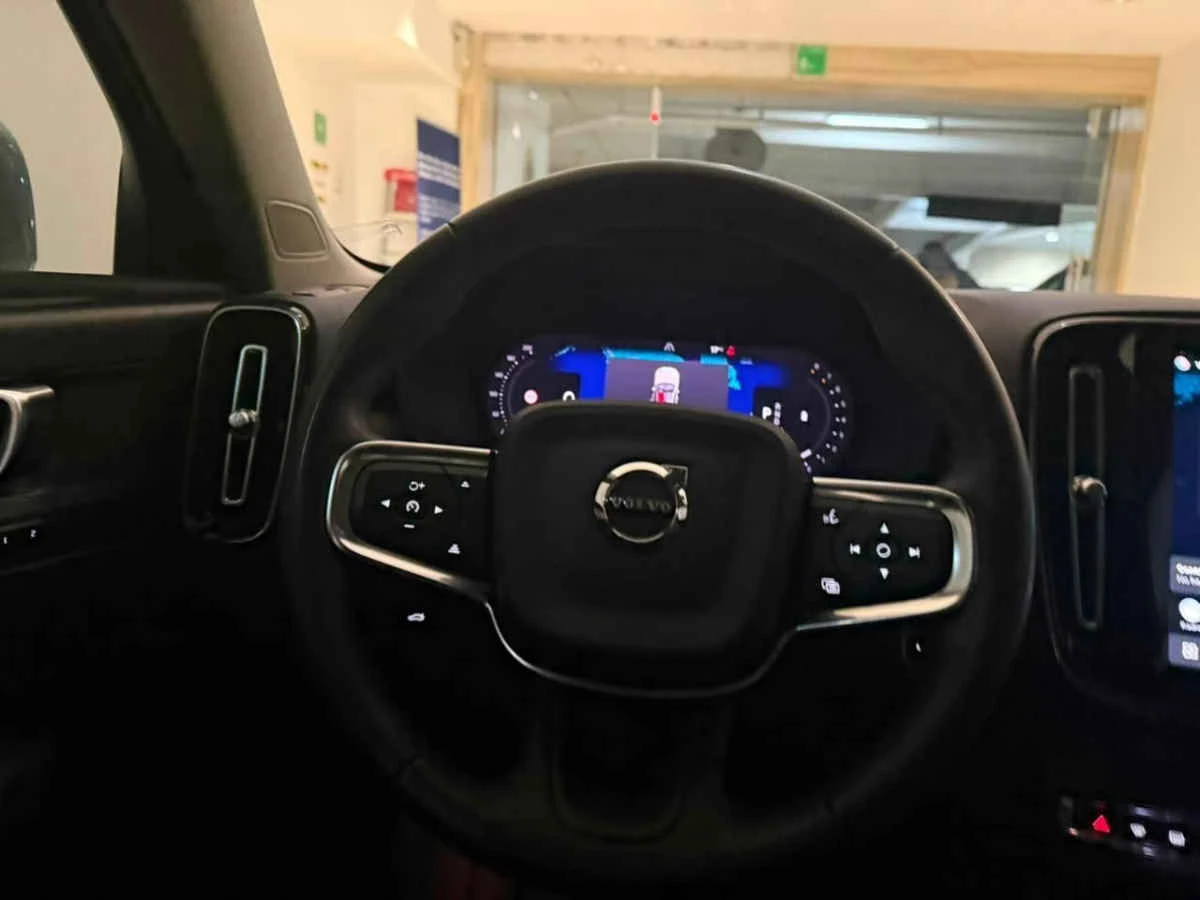 Volvo XC40 2024
