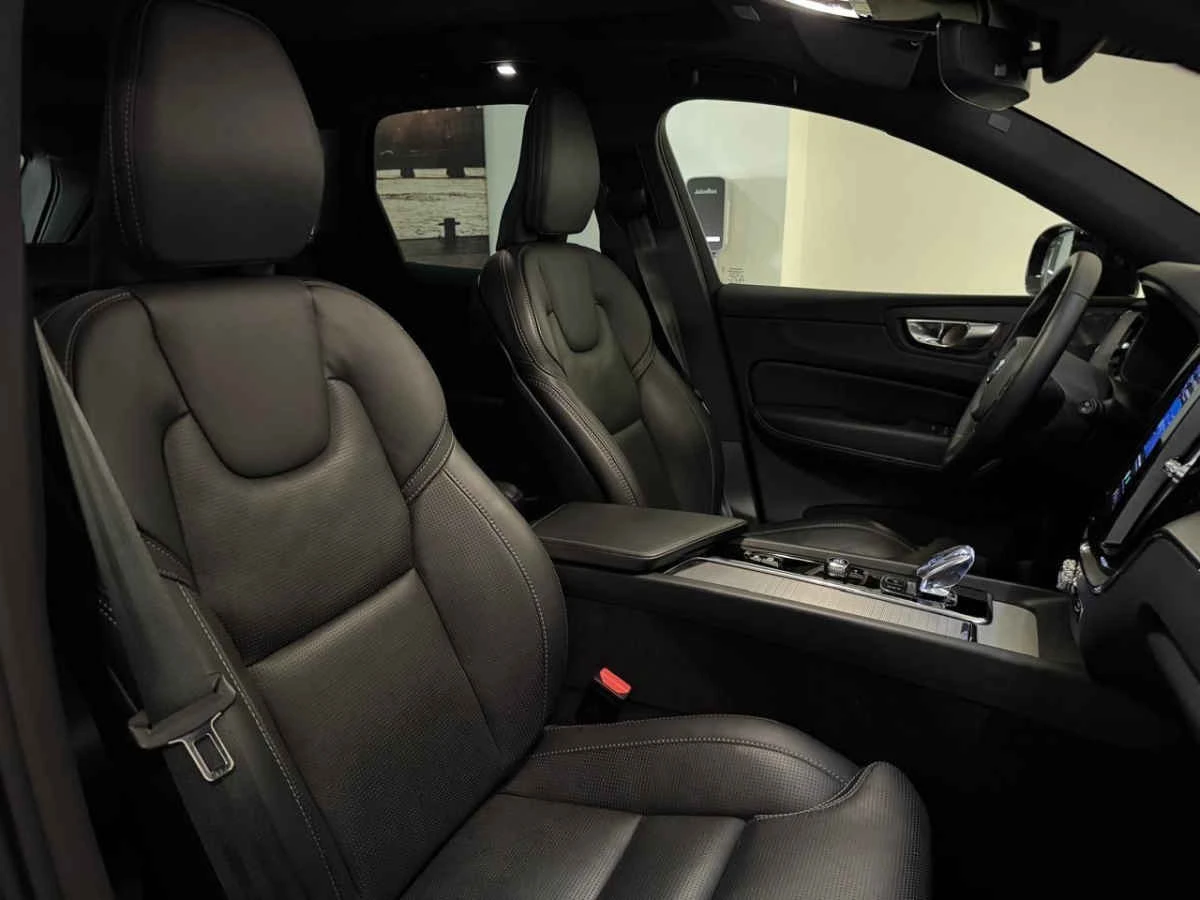 Volvo XC60 2024