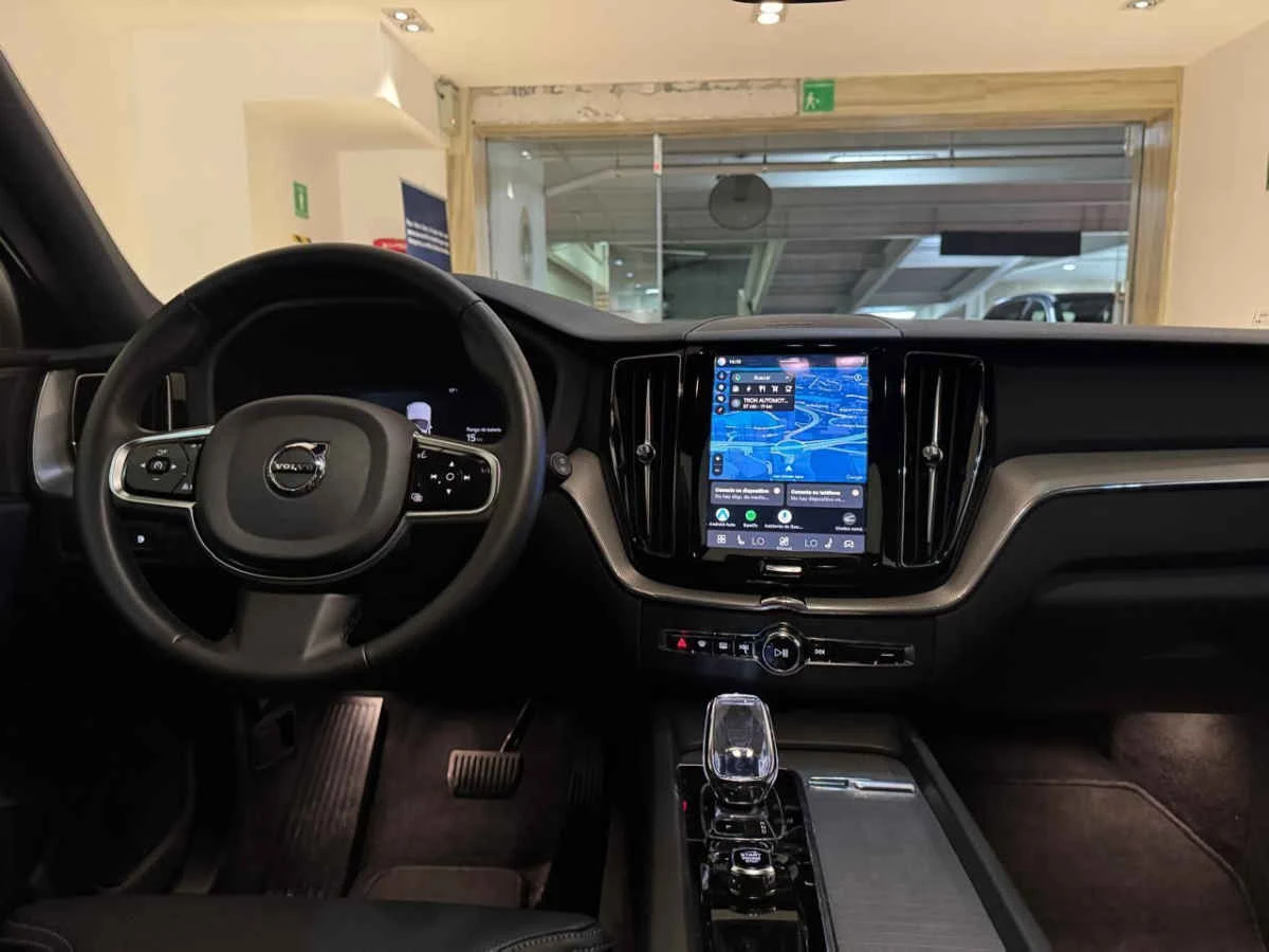 Volvo XC60 2024