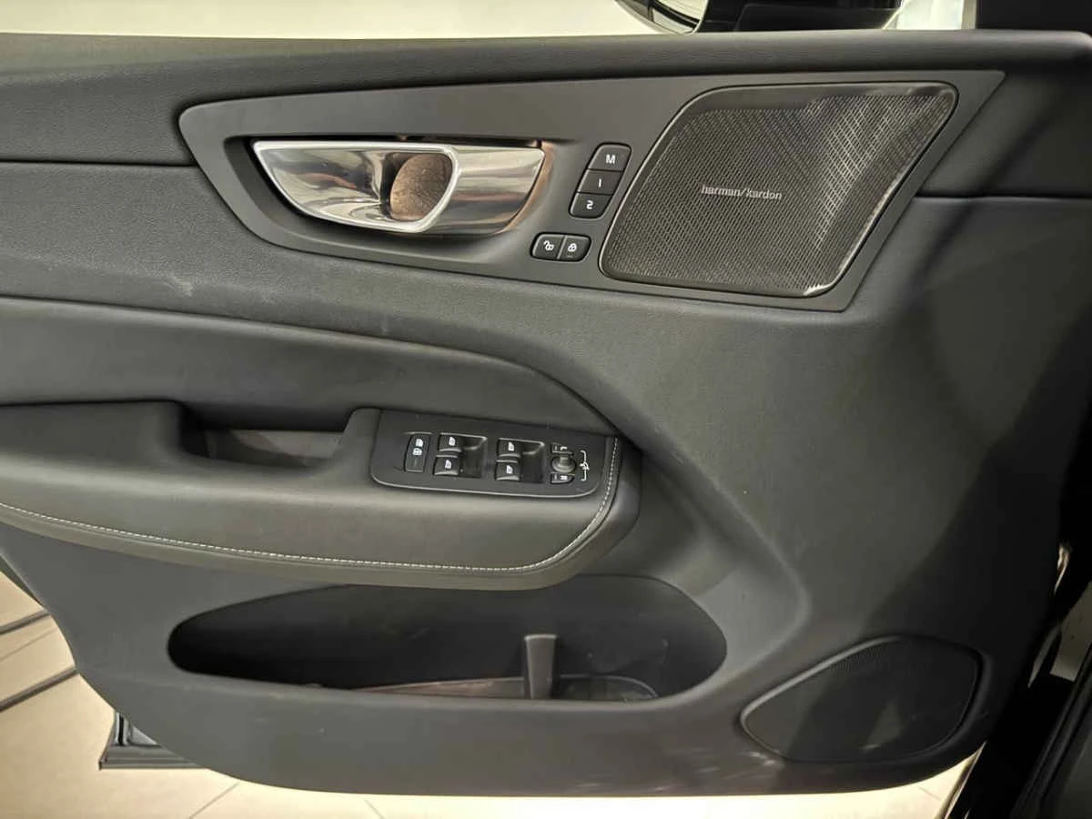 Volvo XC60 2024