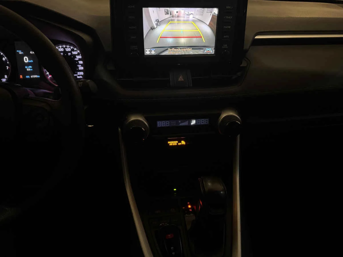 Toyota RAV4 2021