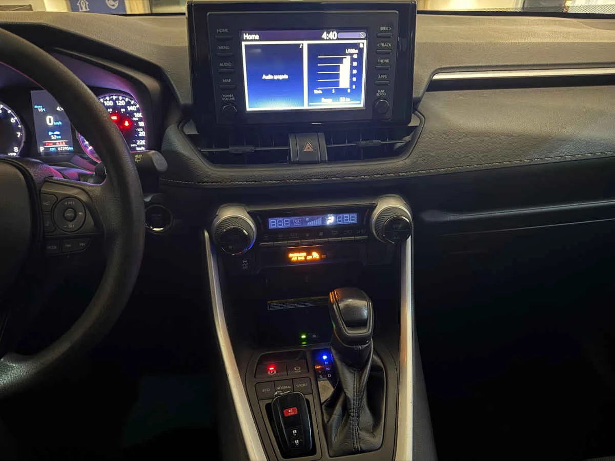 Toyota RAV4 2021