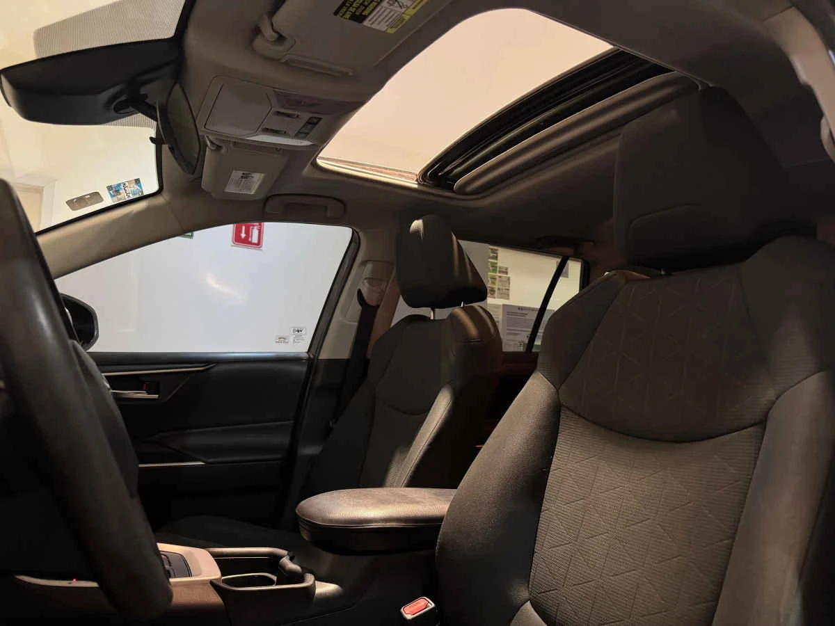 Toyota RAV4 2021