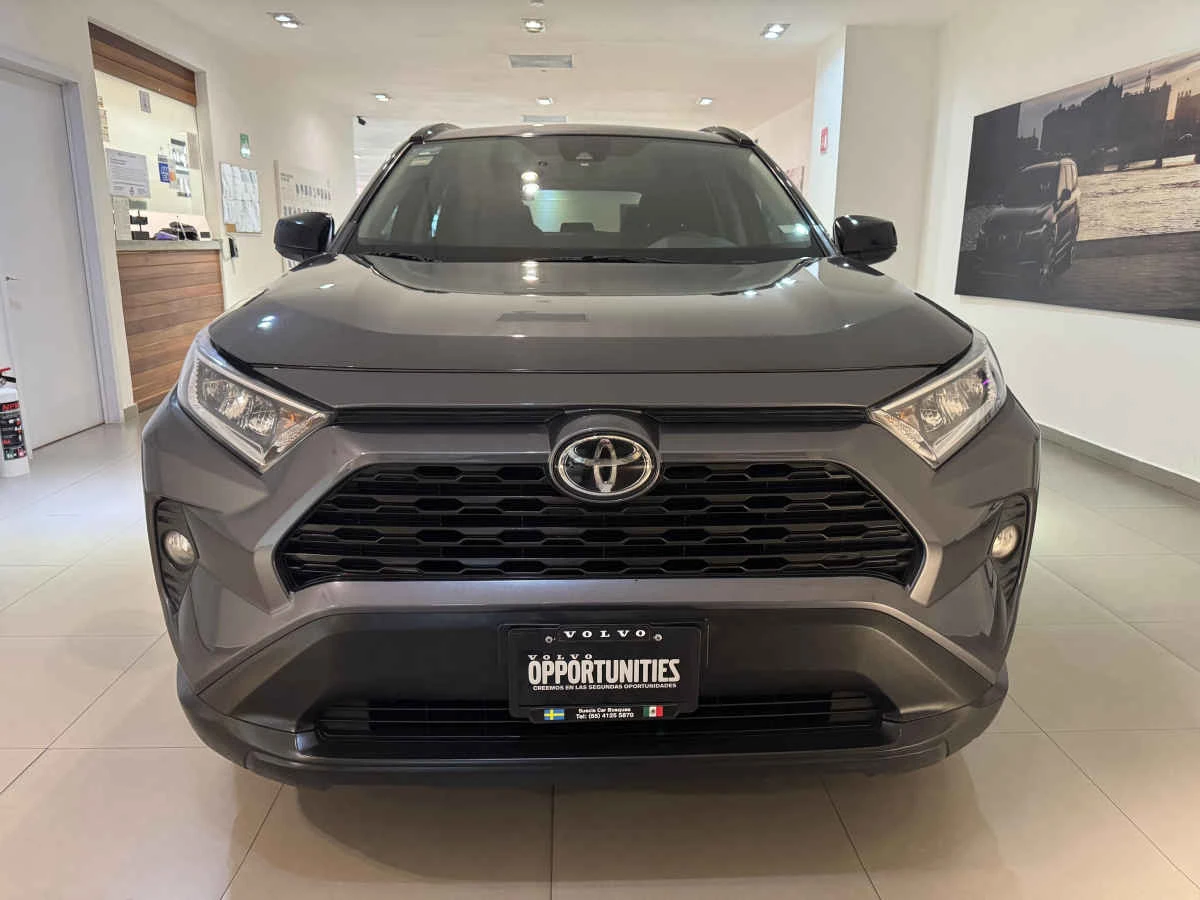 Toyota RAV4 2021