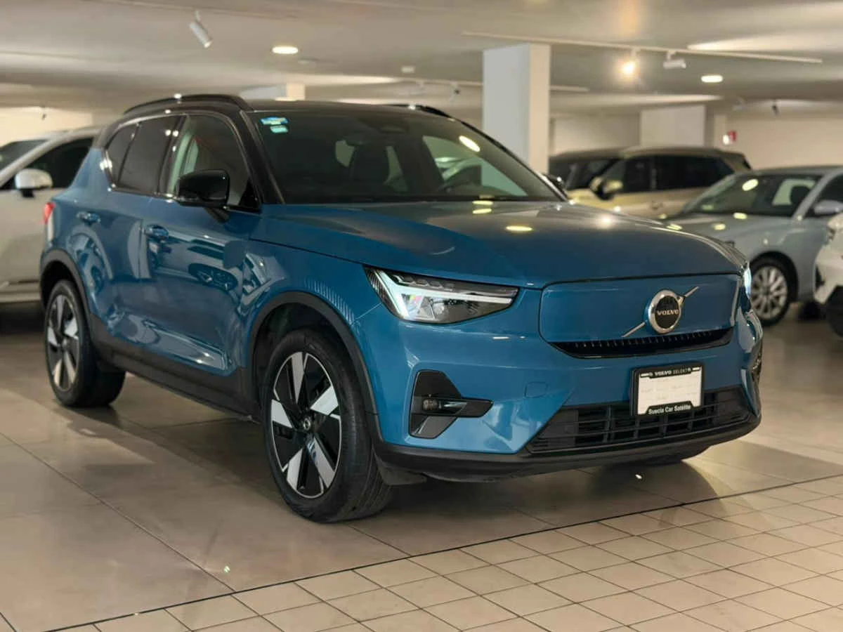 Volvo XC40 2024