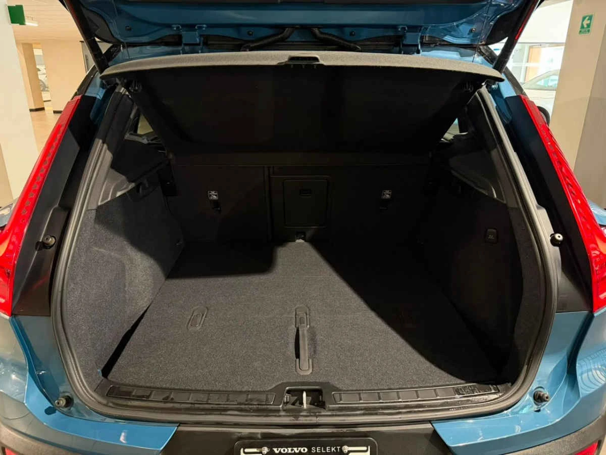 Volvo XC40 2024