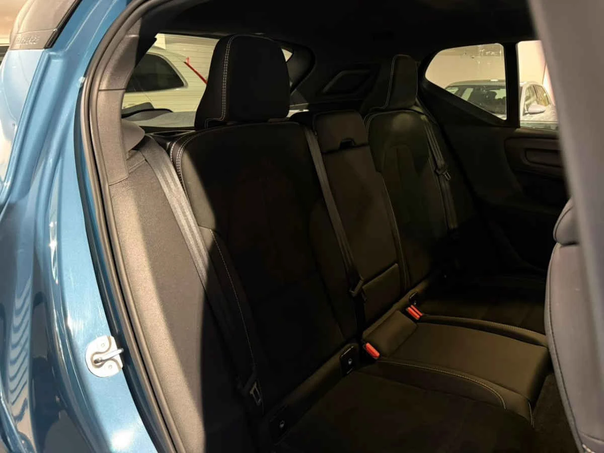 Volvo XC40 2024