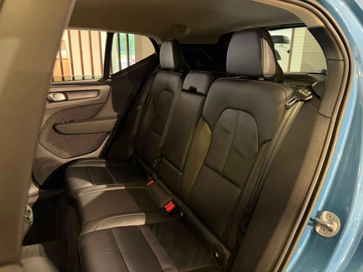Volvo XC40 2023