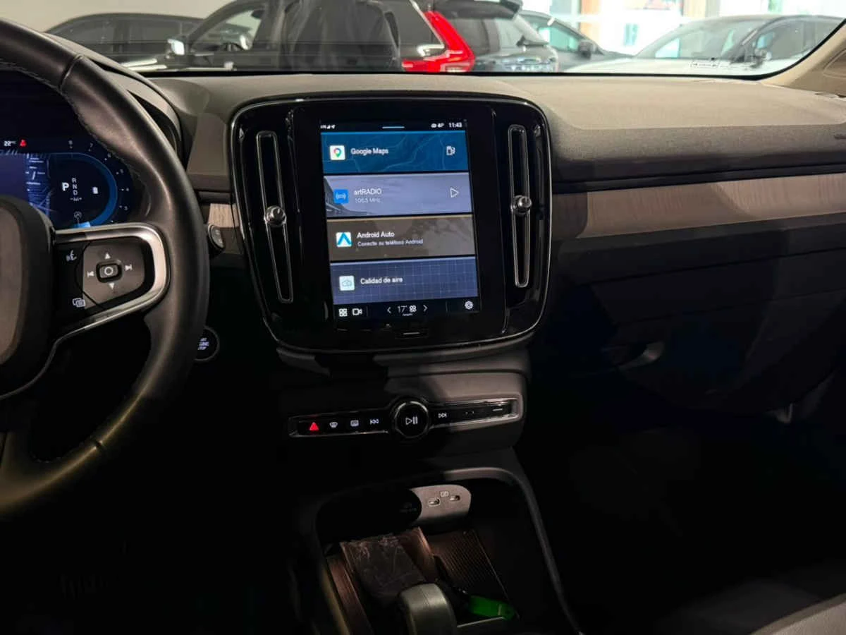 Volvo XC40 2023