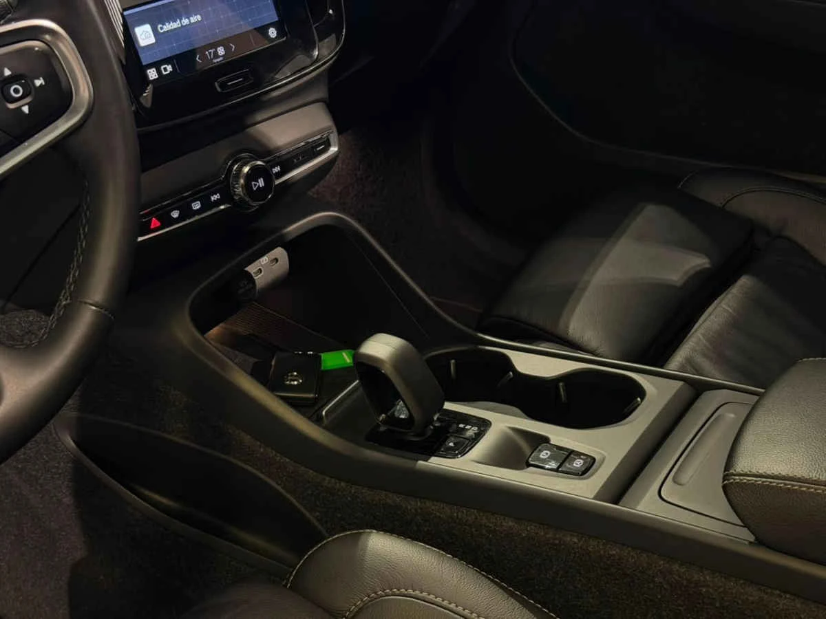 Volvo XC40 2023