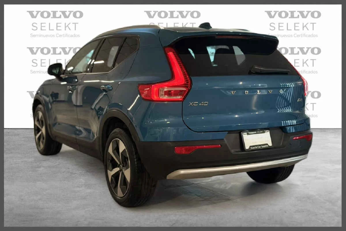 Volvo XC40 2023
