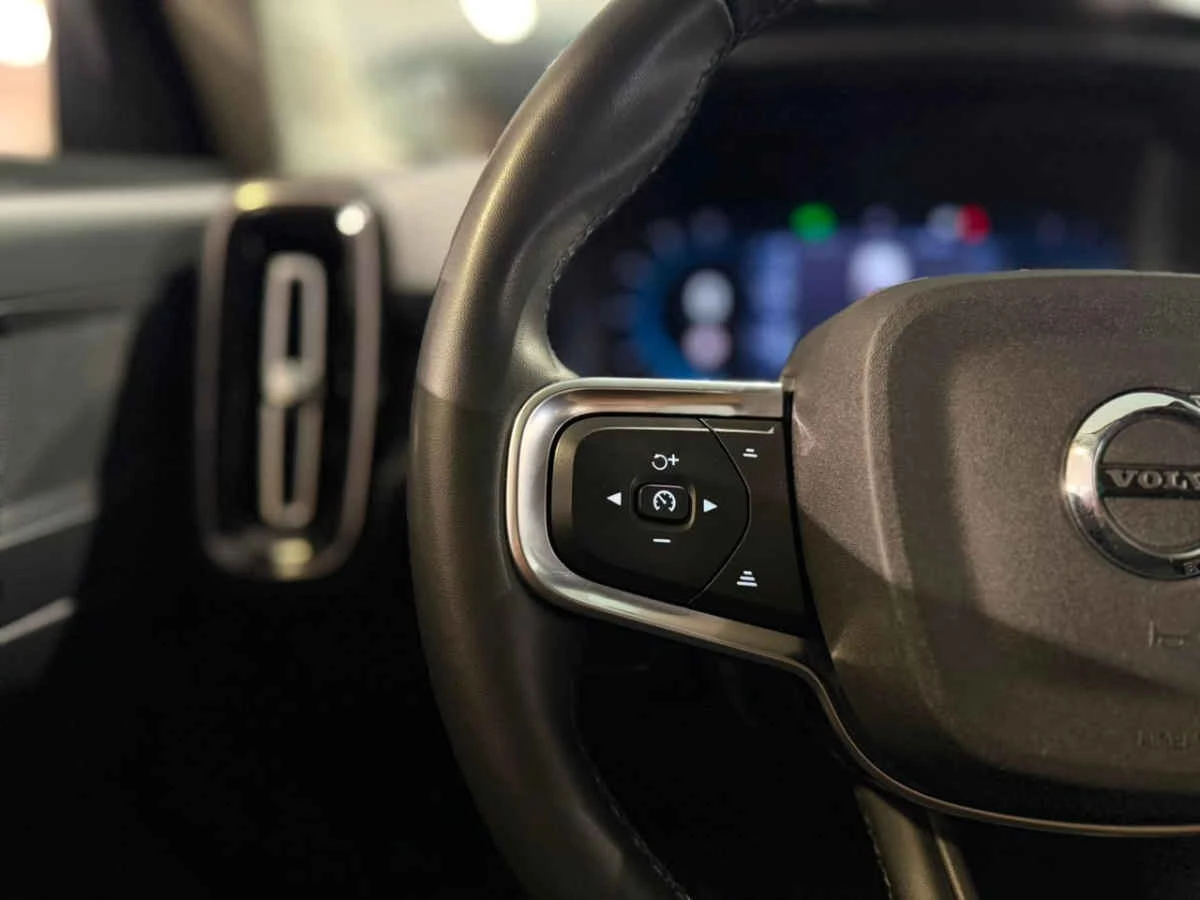 Volvo XC40 2023