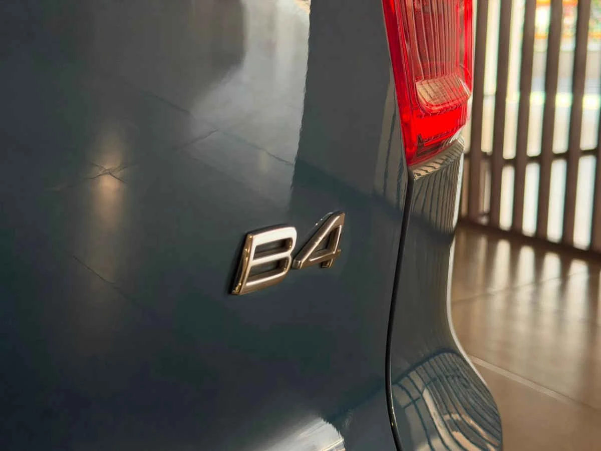 Volvo XC40 2023