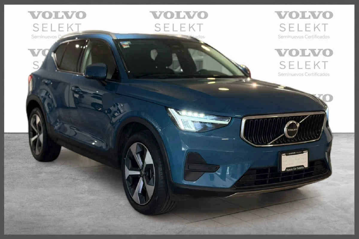Volvo XC40 2023