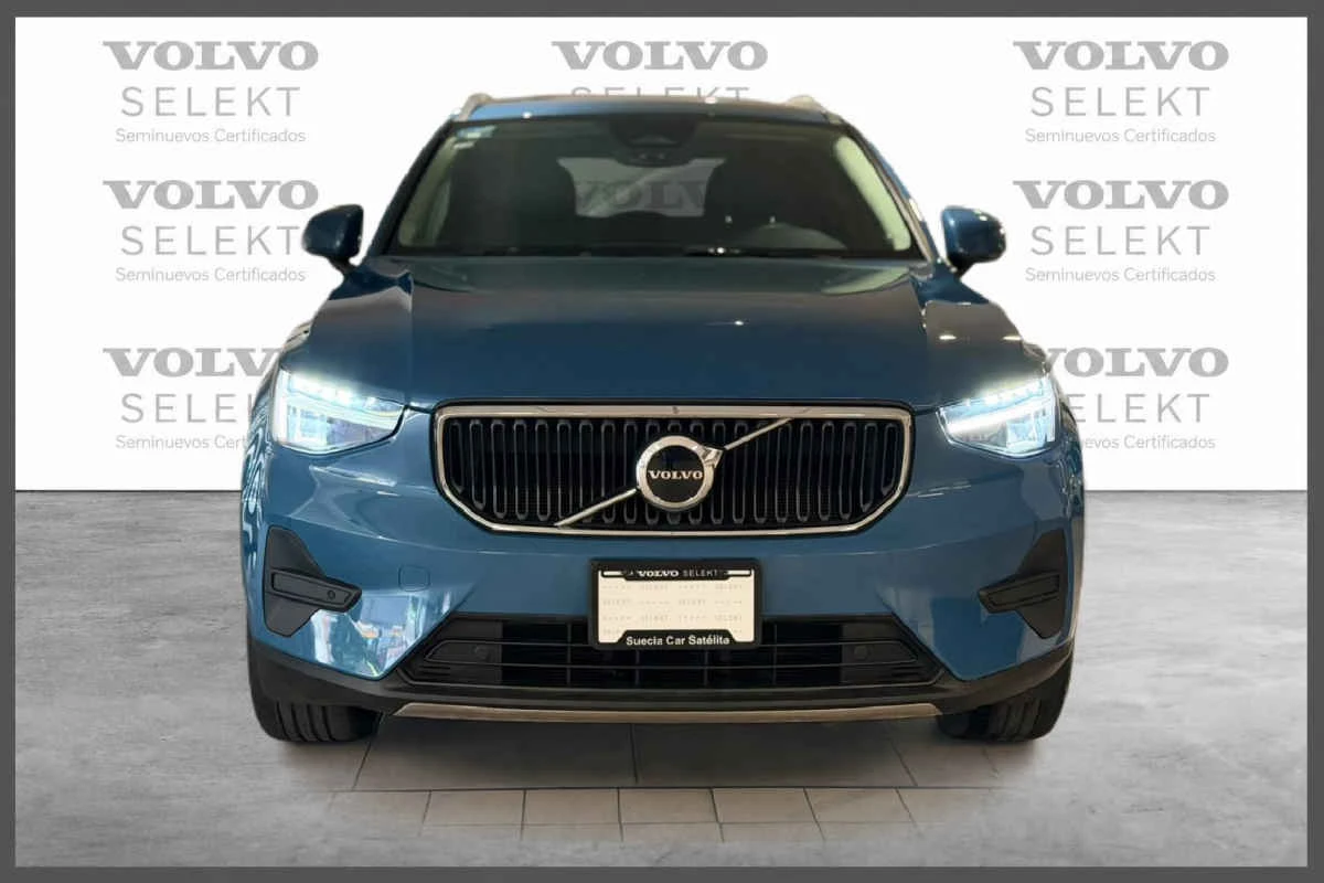 Volvo XC40 2023