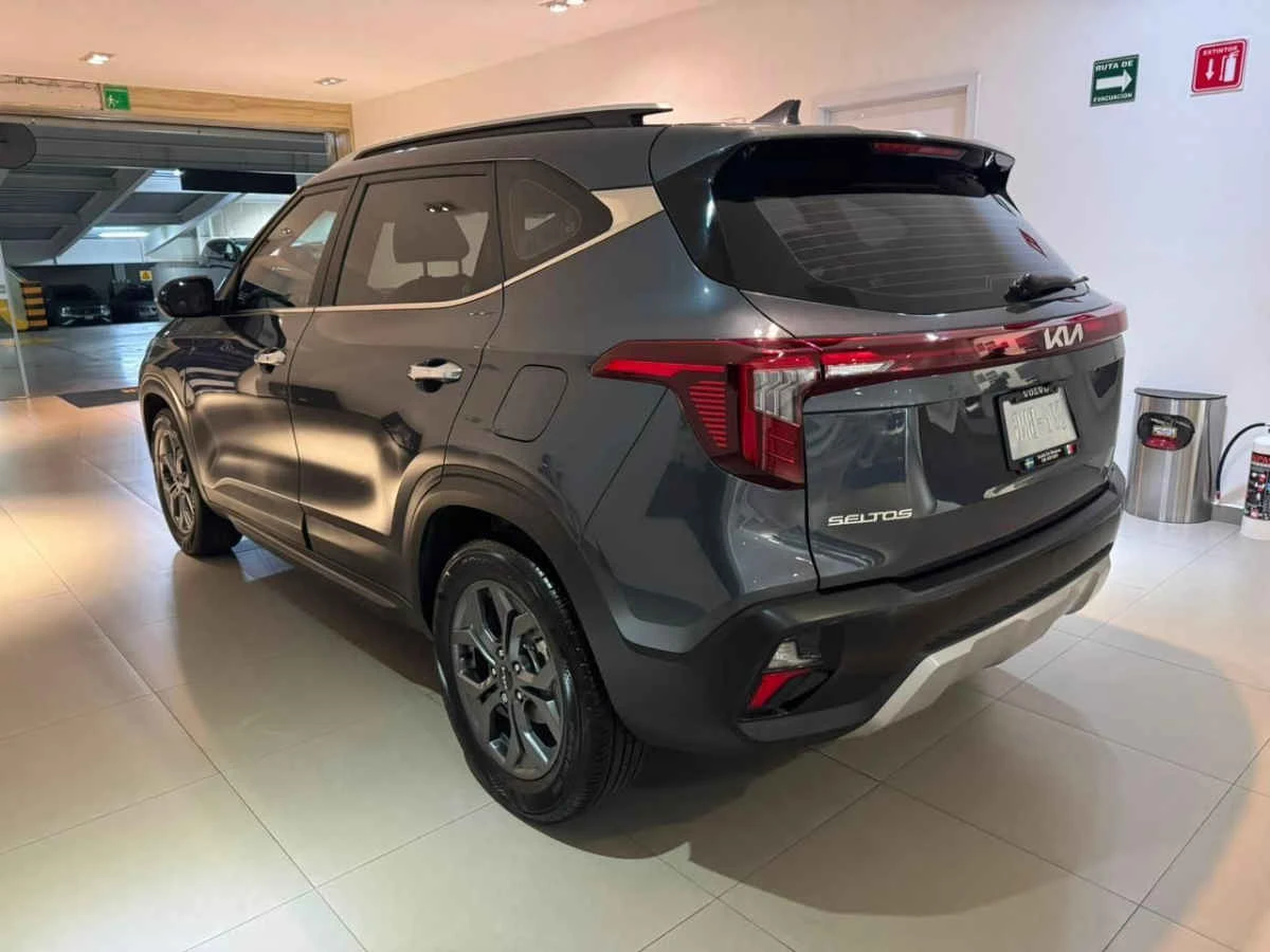 Kia SELTOS 2024