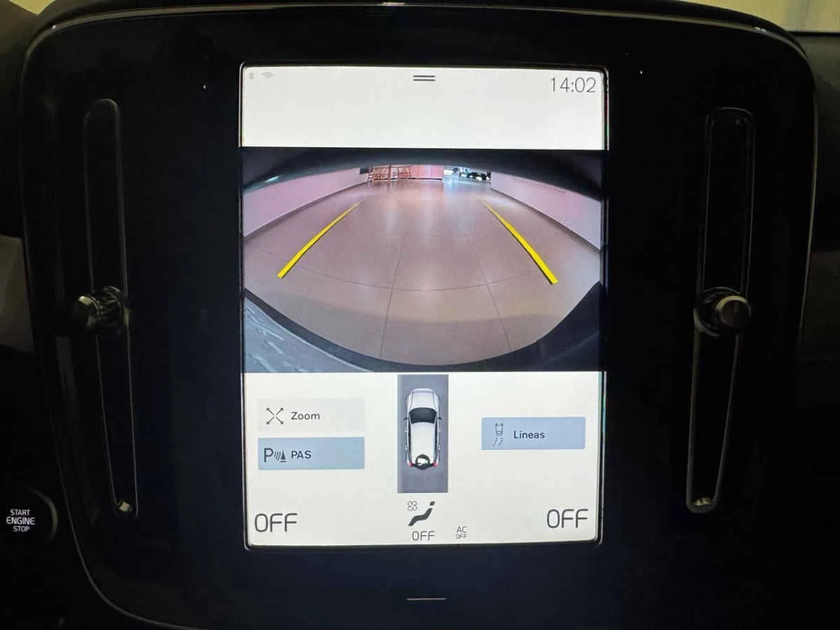 Volvo XC40 2023