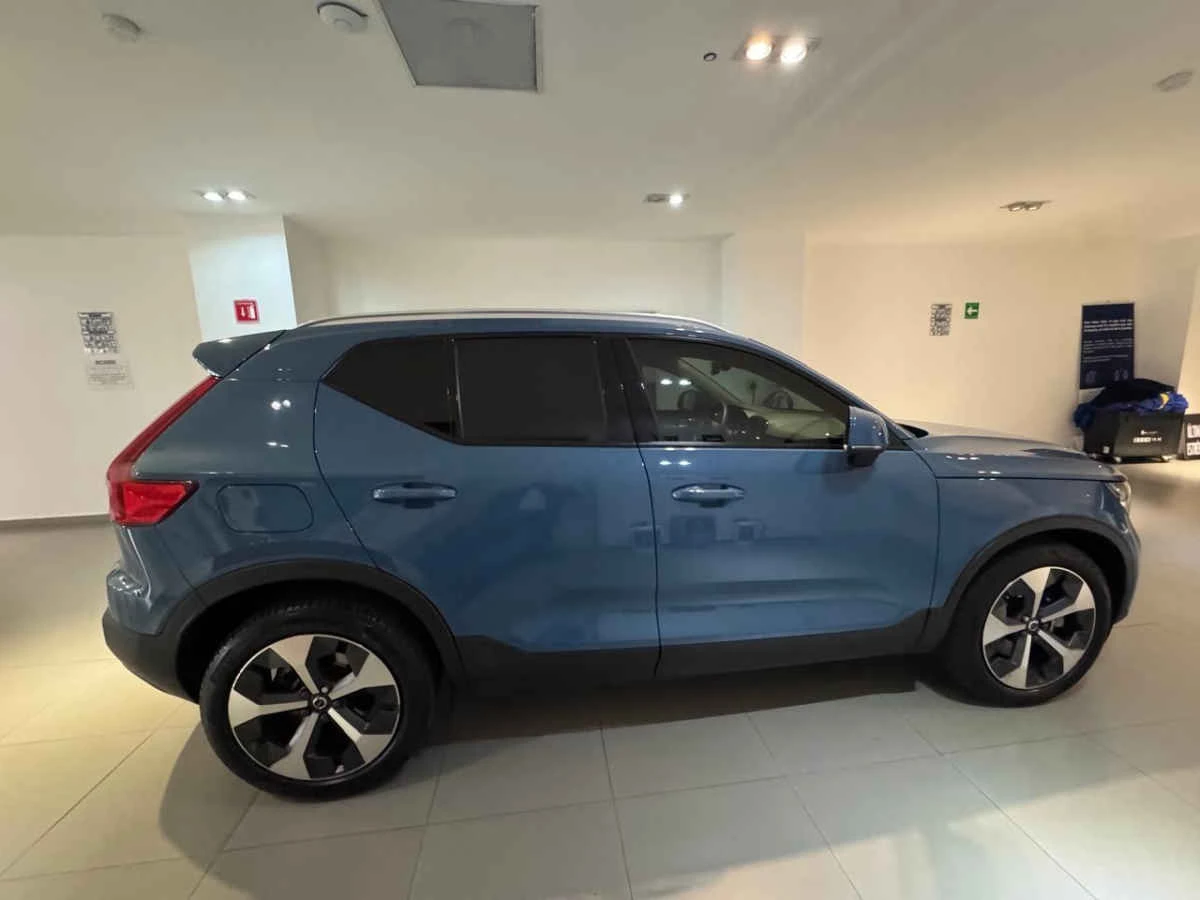 Volvo XC40 2023