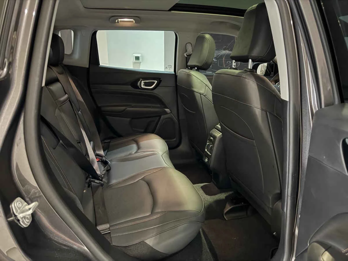 Jeep Compass 2025