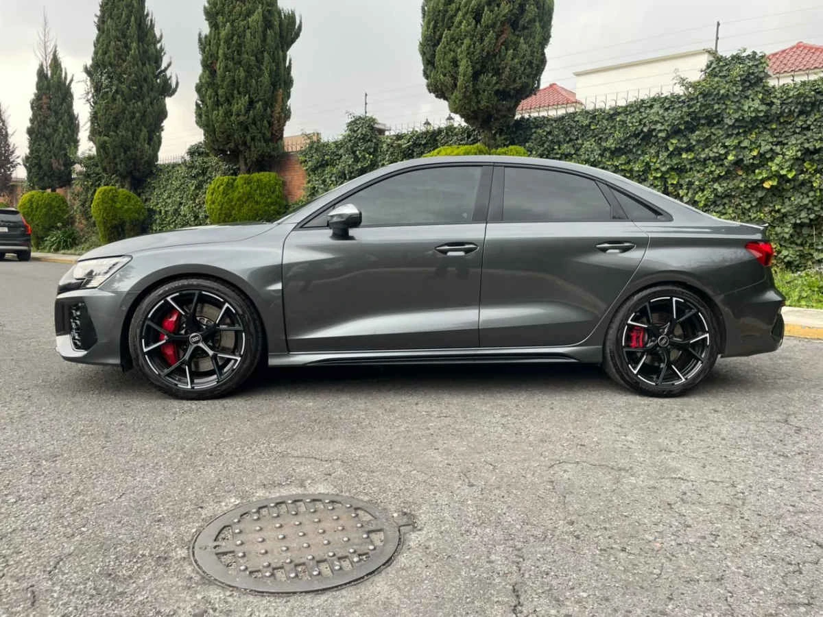 Audi RS3 2024
