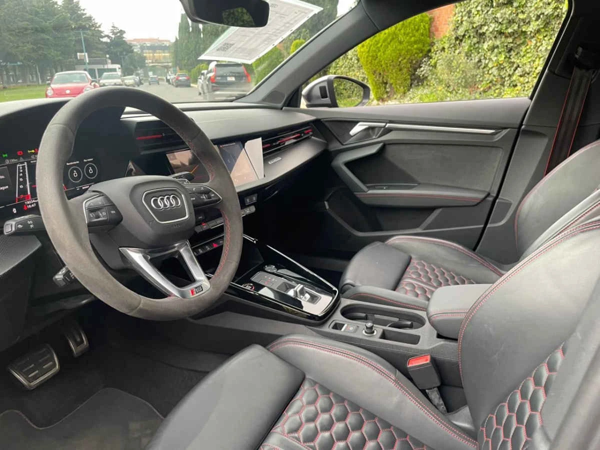 Audi RS3 2024