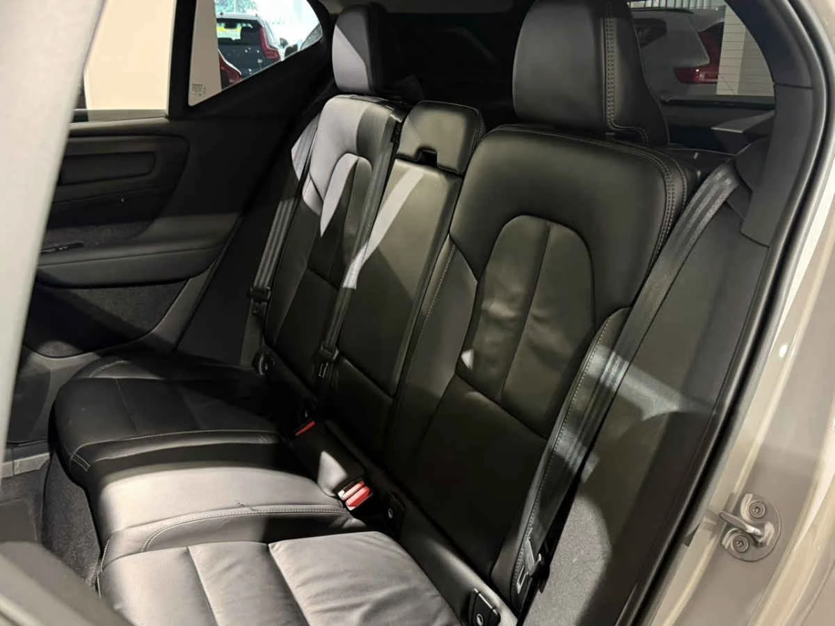 Volvo XC40 2023
