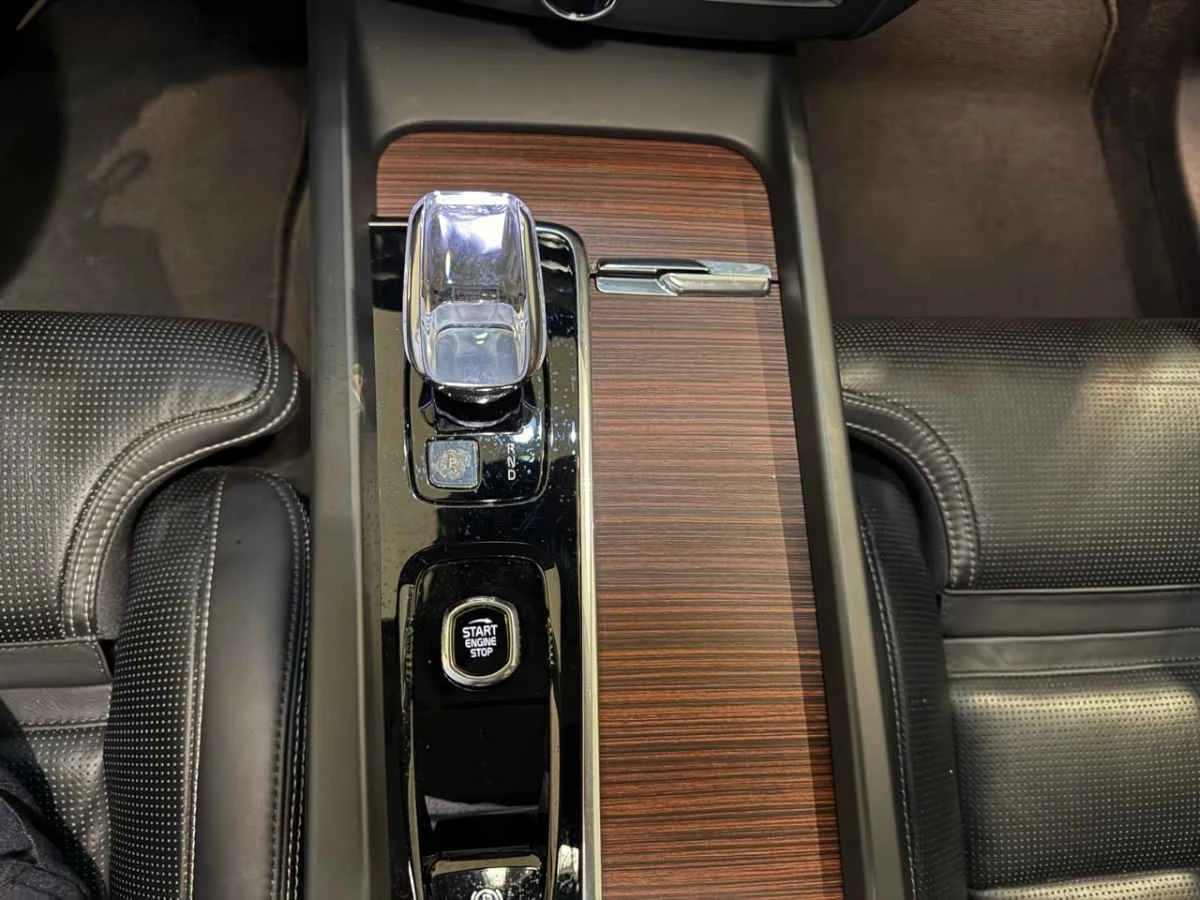 Volvo XC60 2023