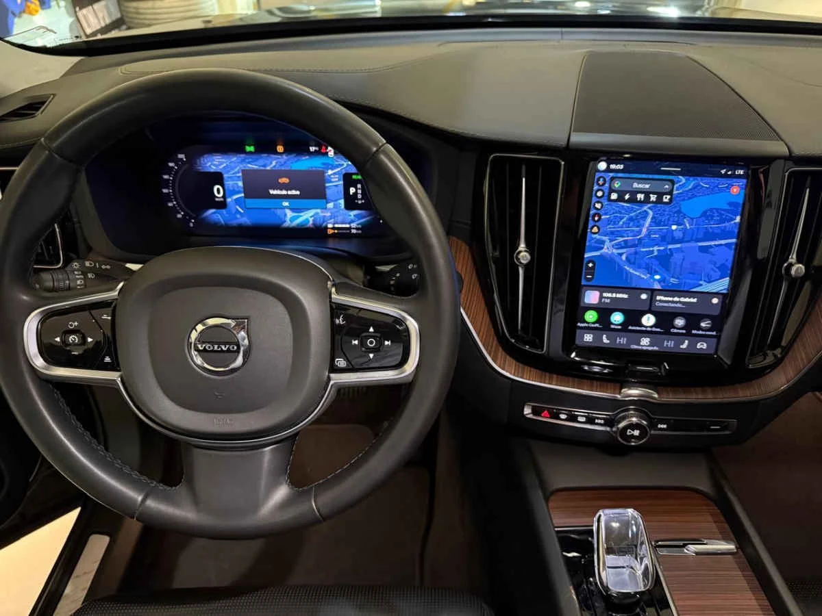 Volvo XC60 2023