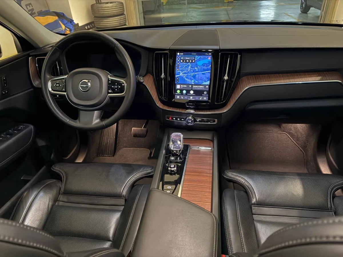 Volvo XC60 2023