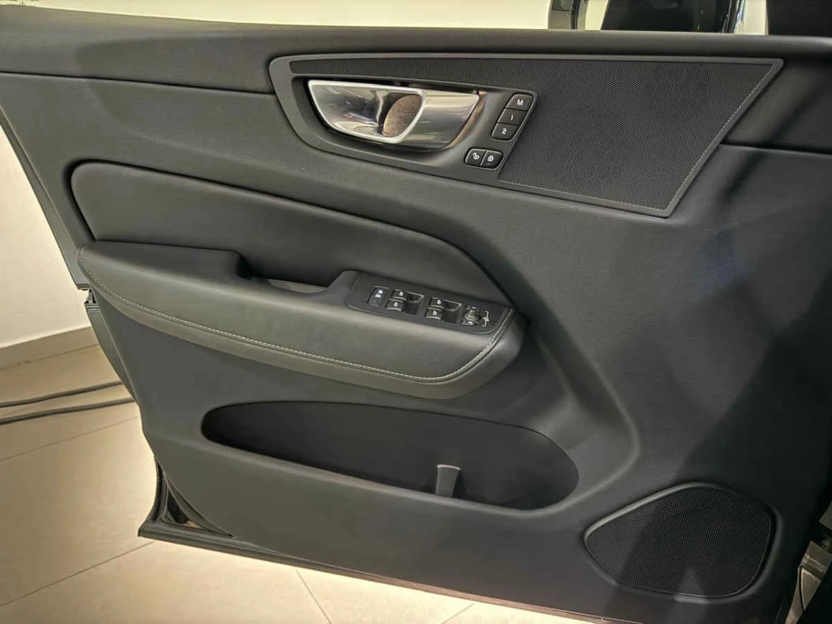 Volvo XC60 2023