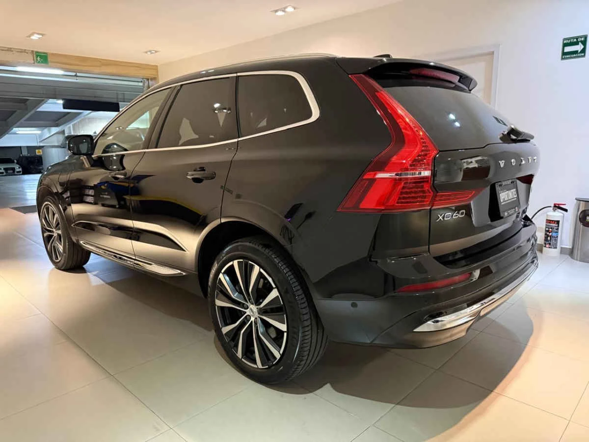 Volvo XC60 2023