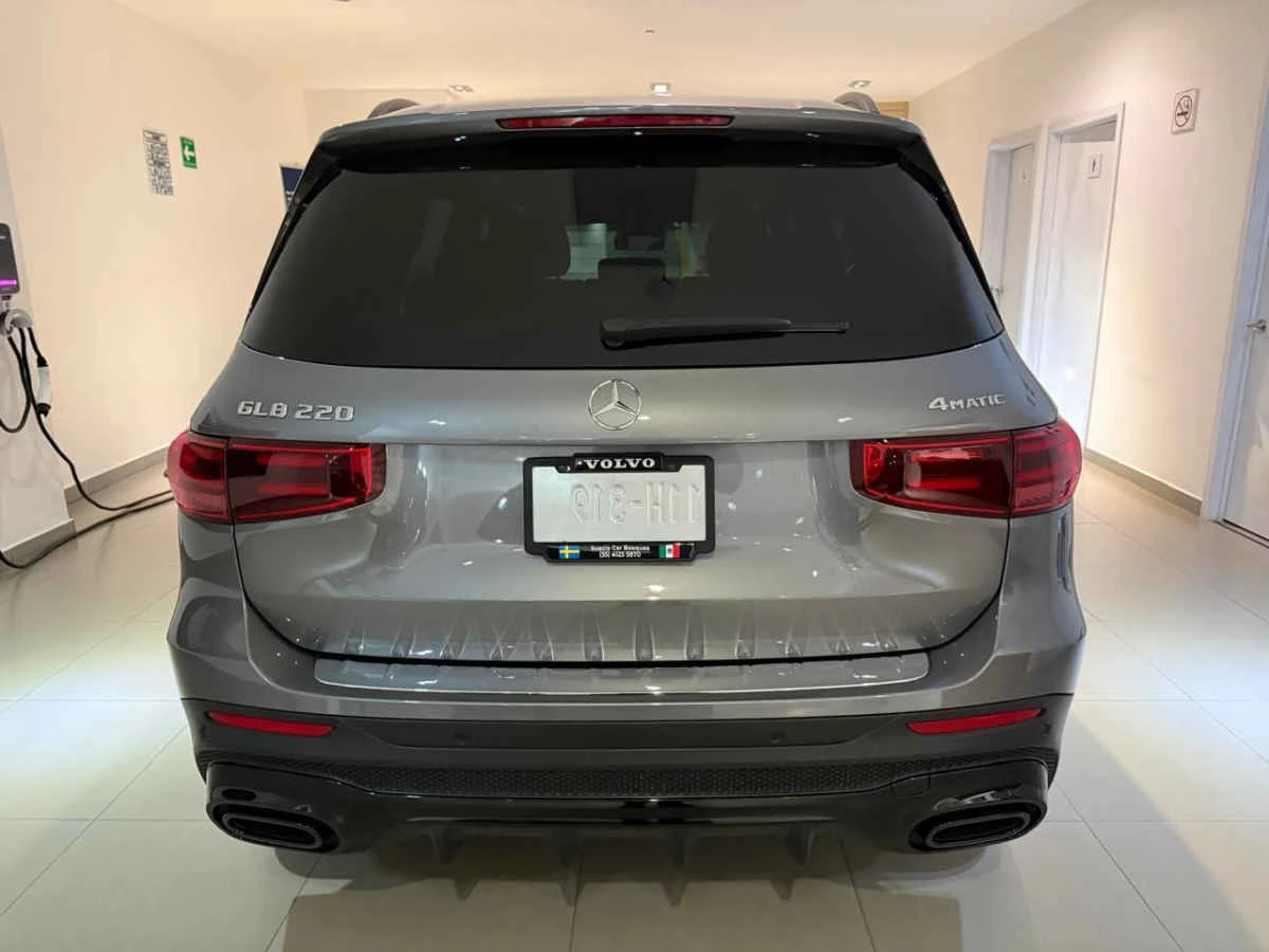 Mercedes-Benz Clase GLB 2026