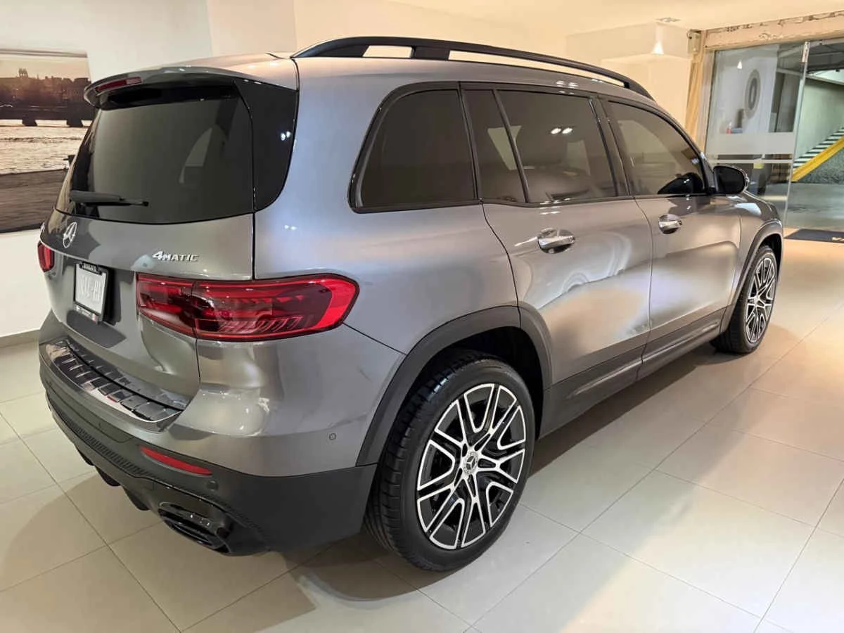 Mercedes-Benz Clase GLB 2026