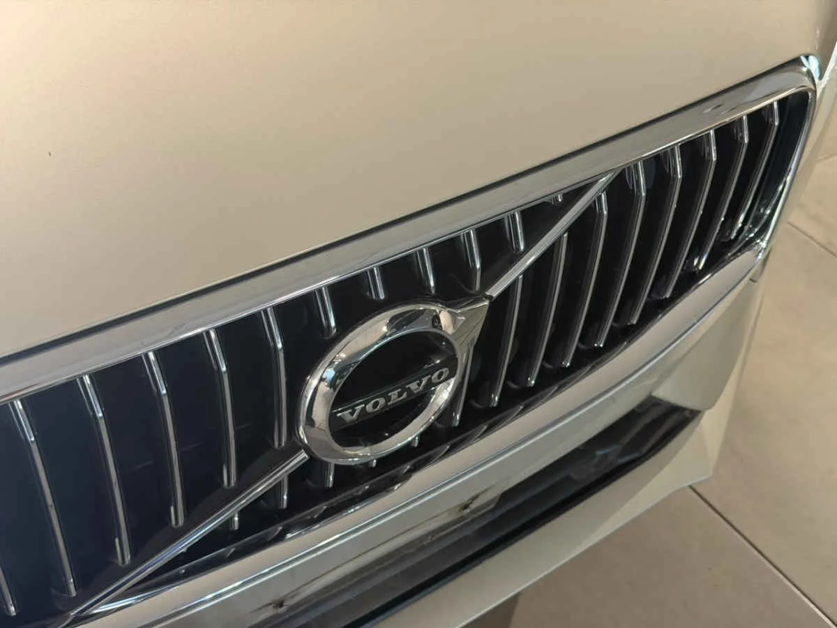 Volvo XC60 2021