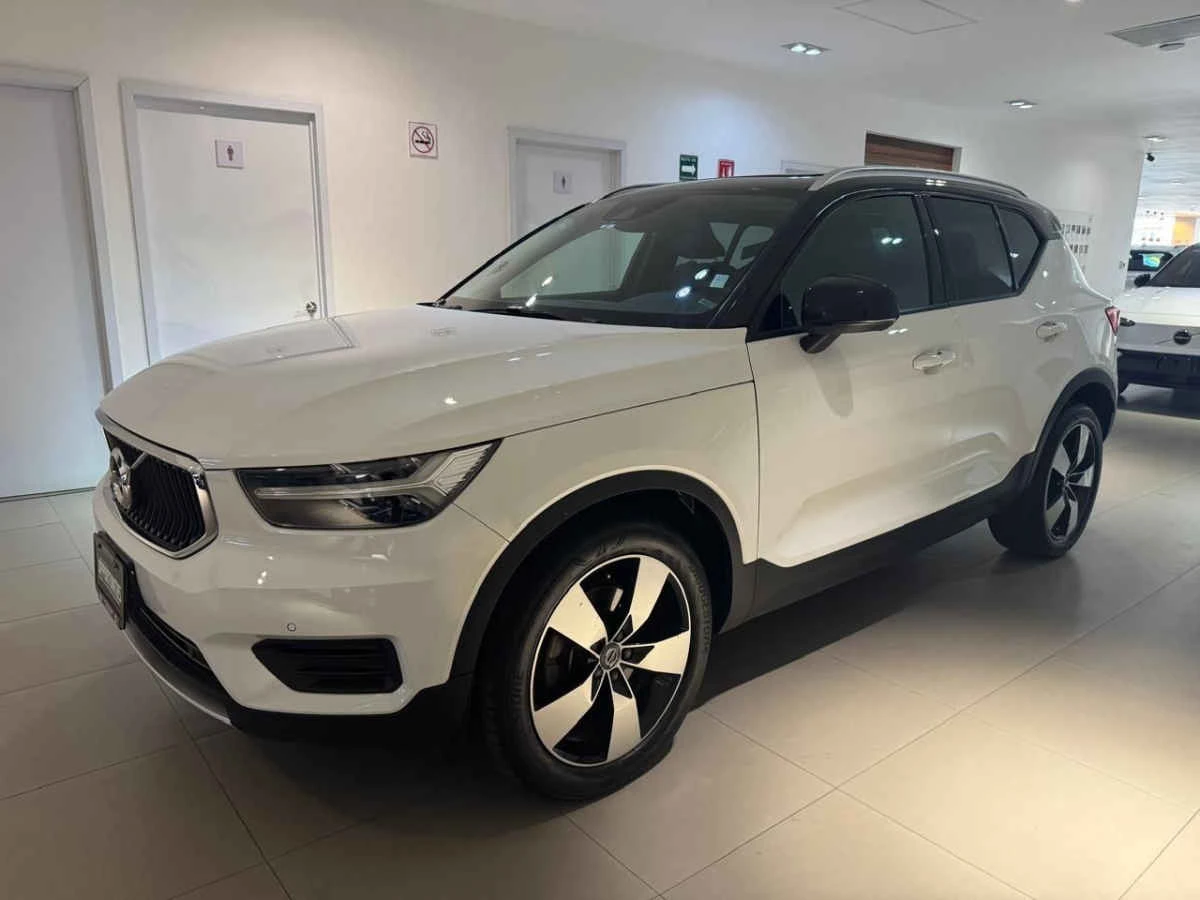 Volvo XC40 2019