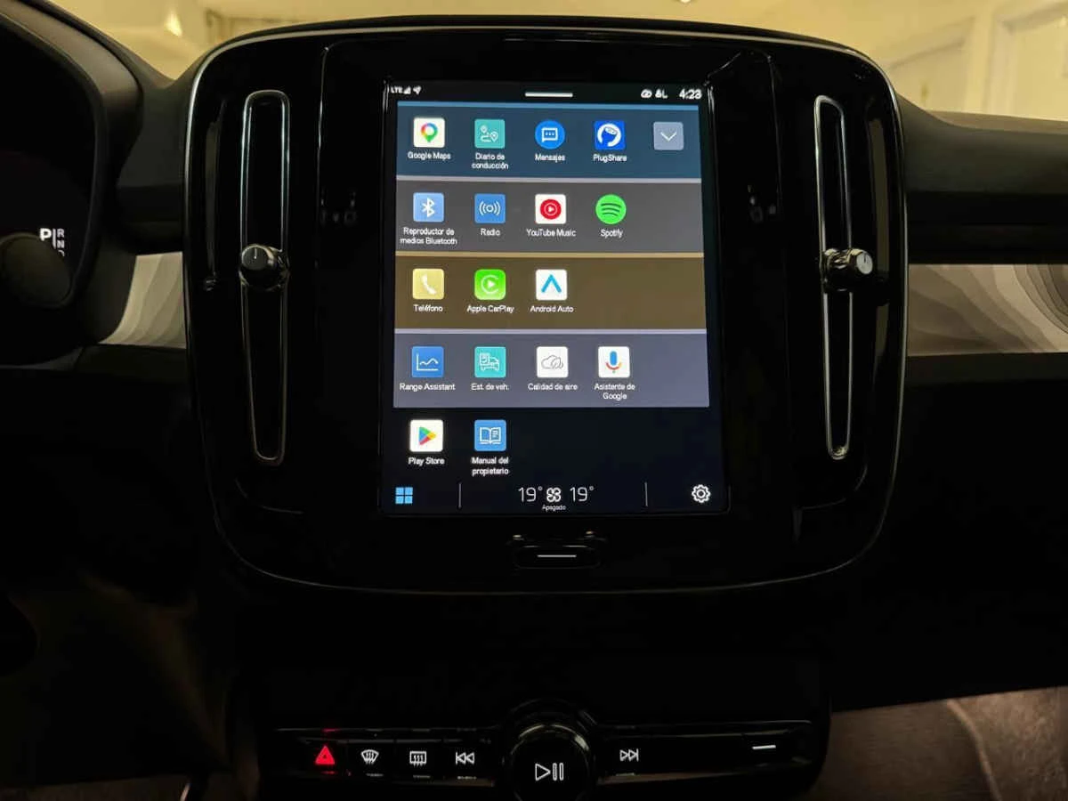 Volvo C40 2024