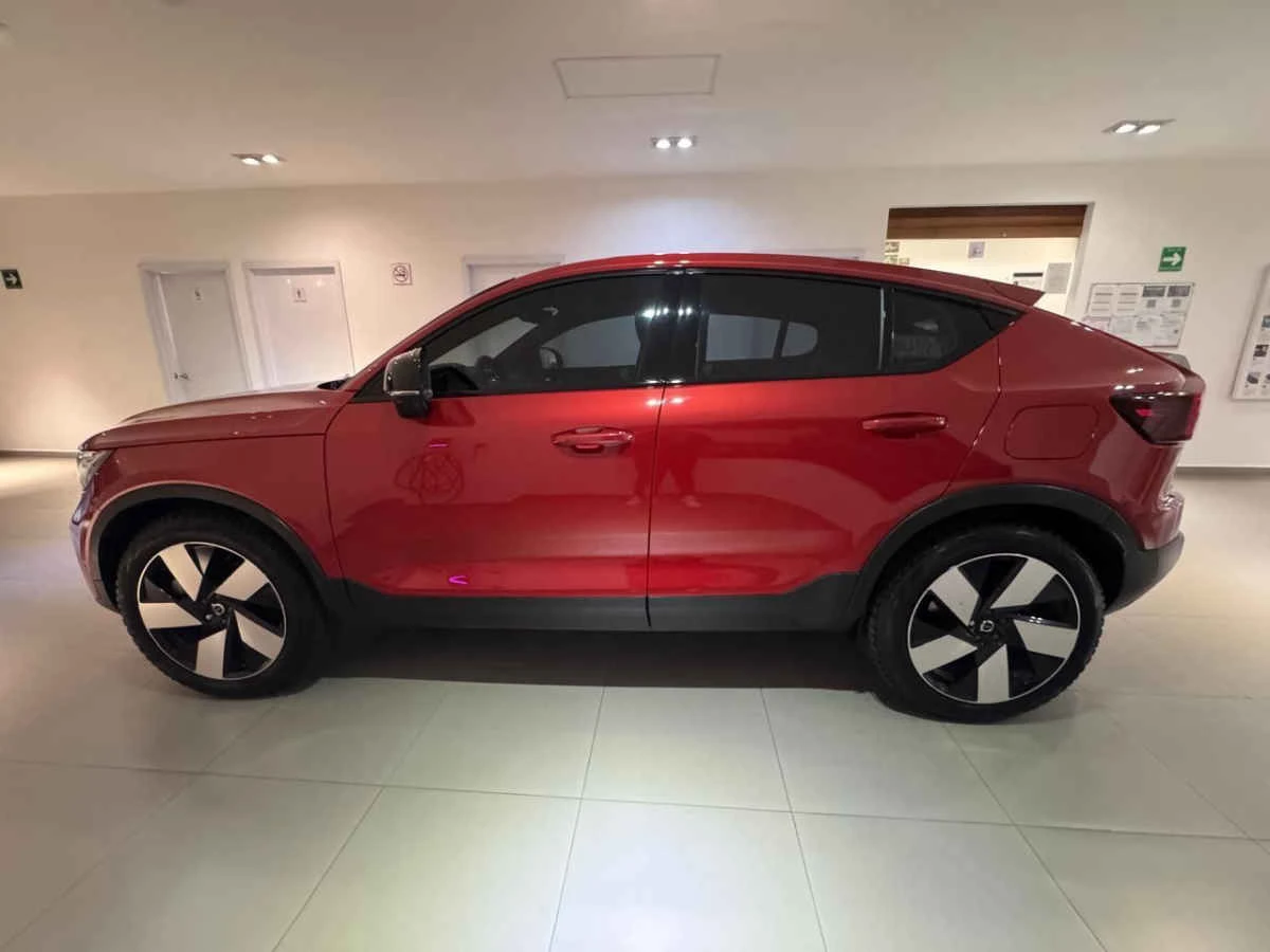 Volvo C40 2024